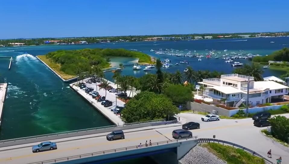4020 S Ocean Boulevard, Manalapan, FL 33462 4
