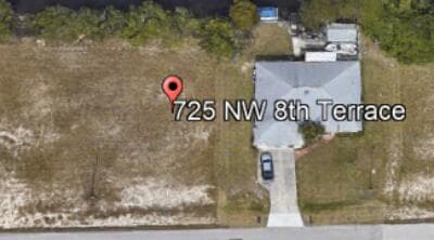 725 NW 8th Terrace, Cape Coral, FL 33993 2