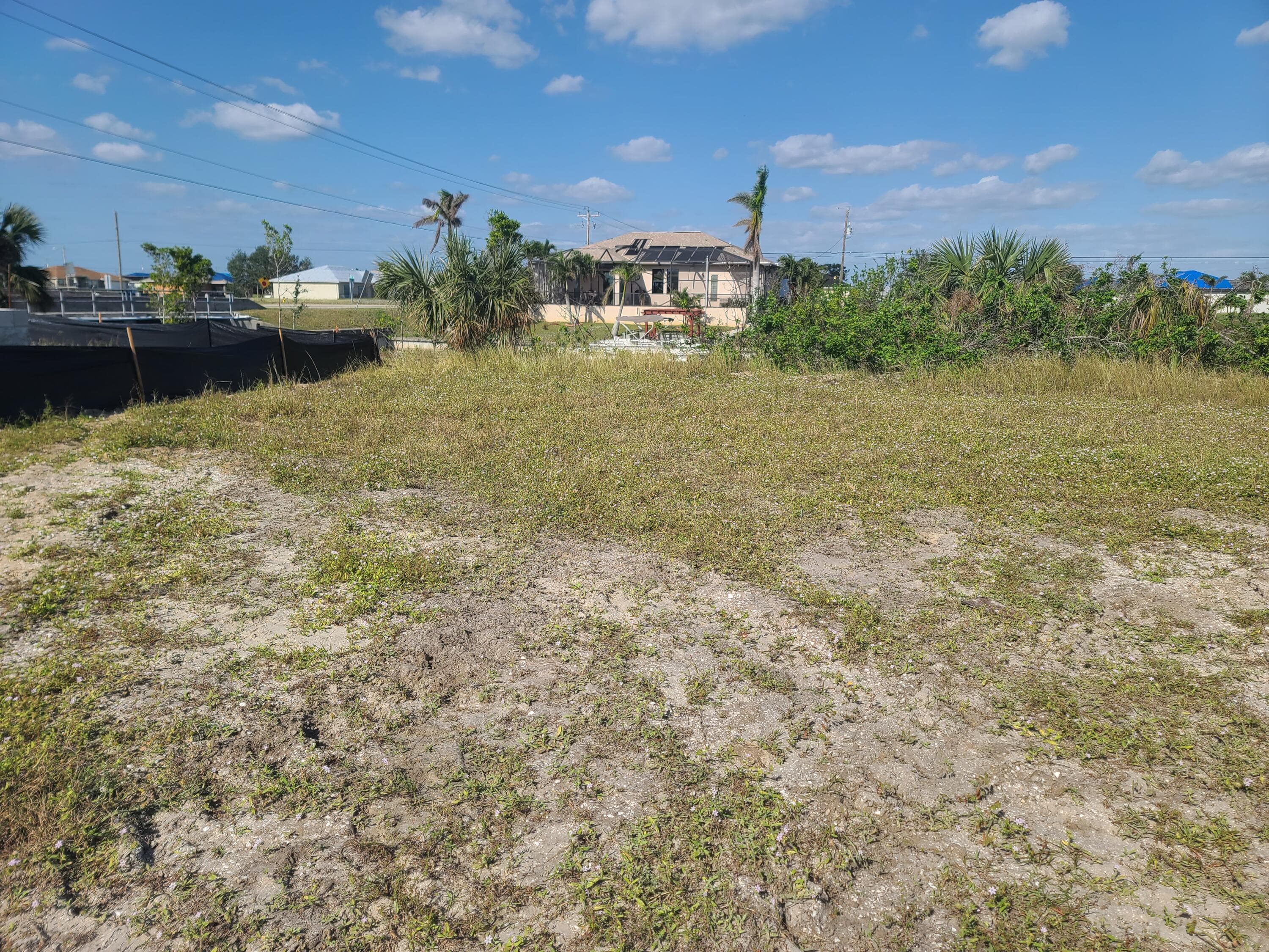 725 NW 8th Terrace, Cape Coral, FL 33993 16