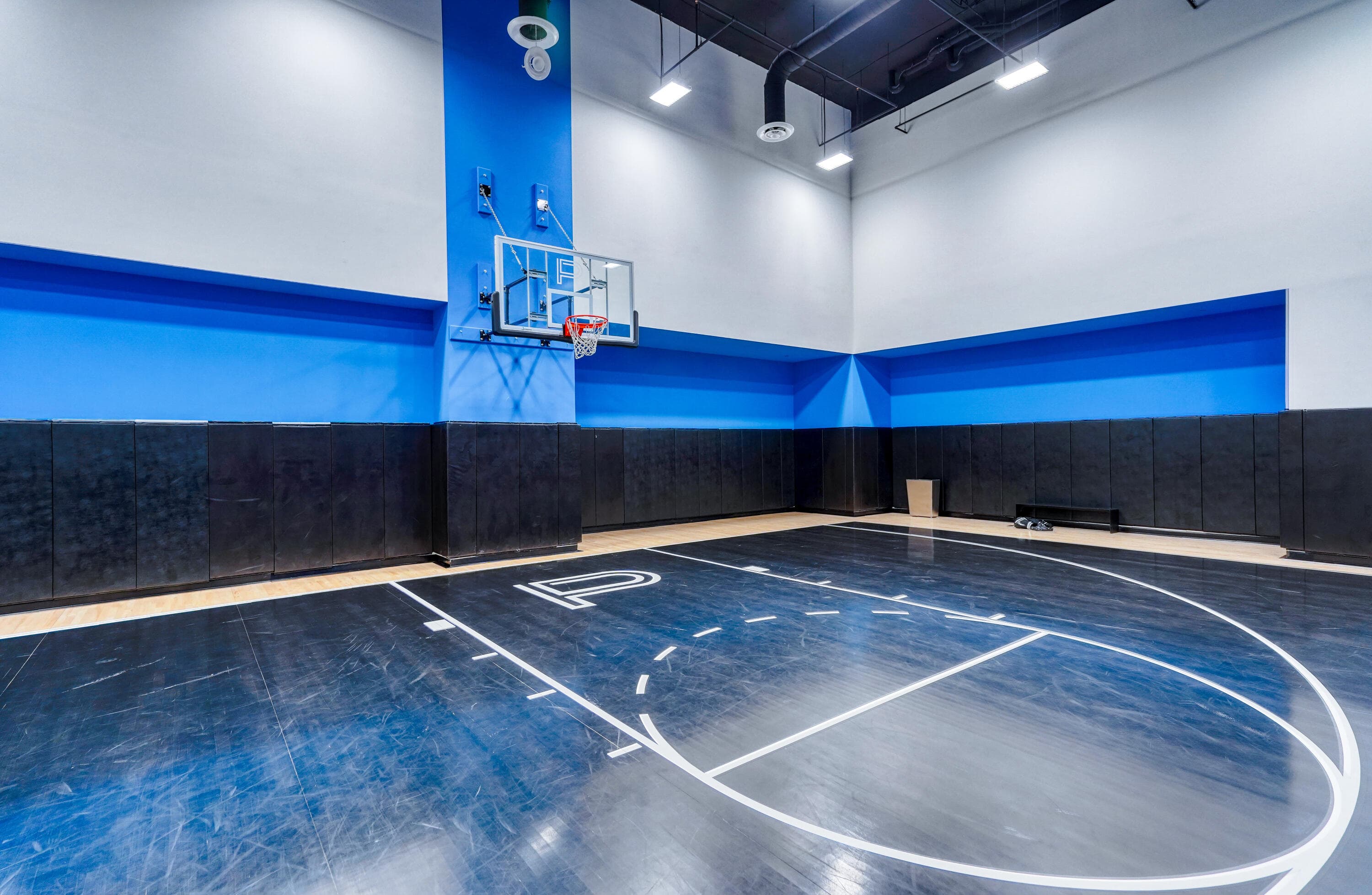 851 NE 1st Avenue 812, Miami, FL 33132 16