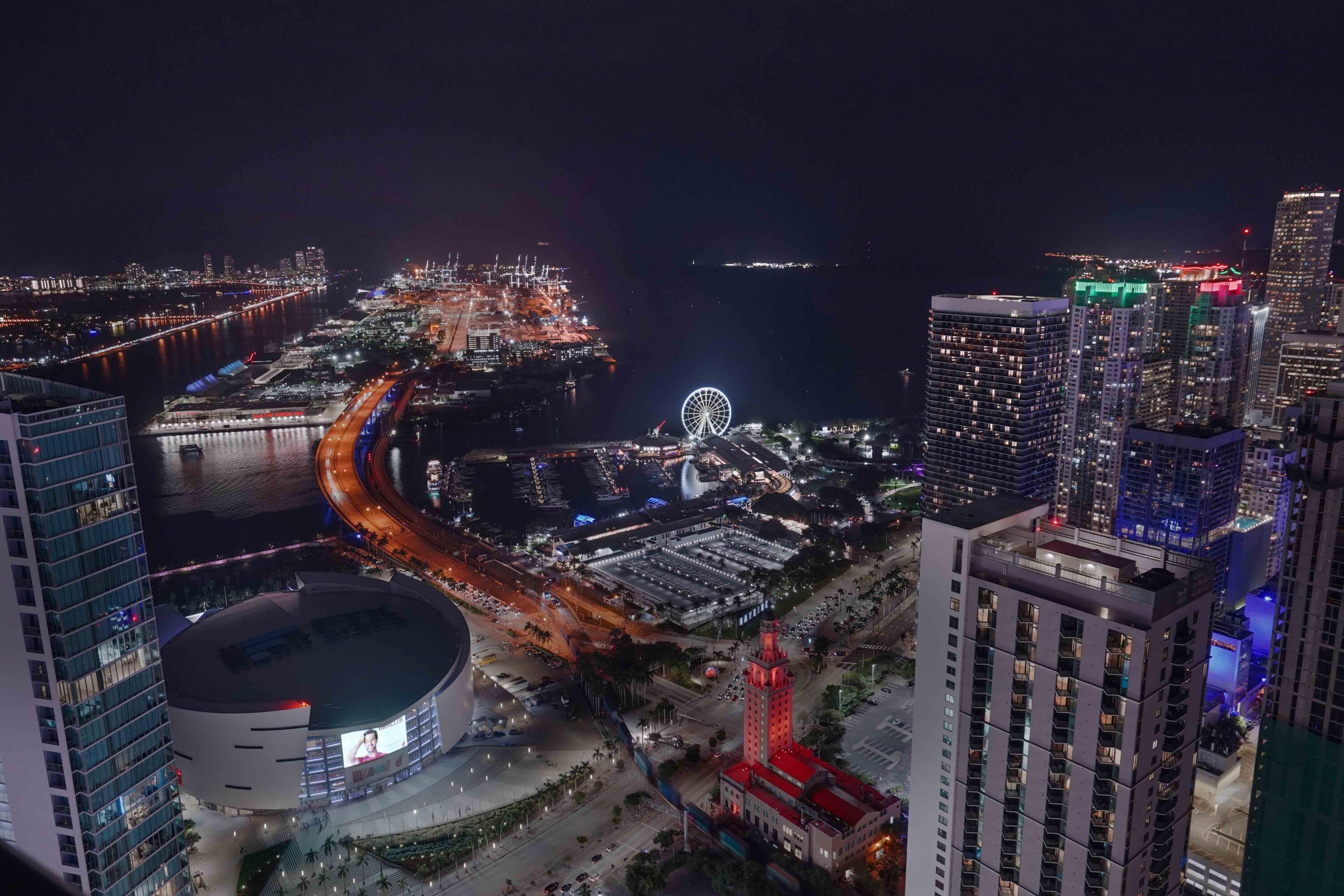 851 NE 1st Avenue 812, Miami, FL 33132 81