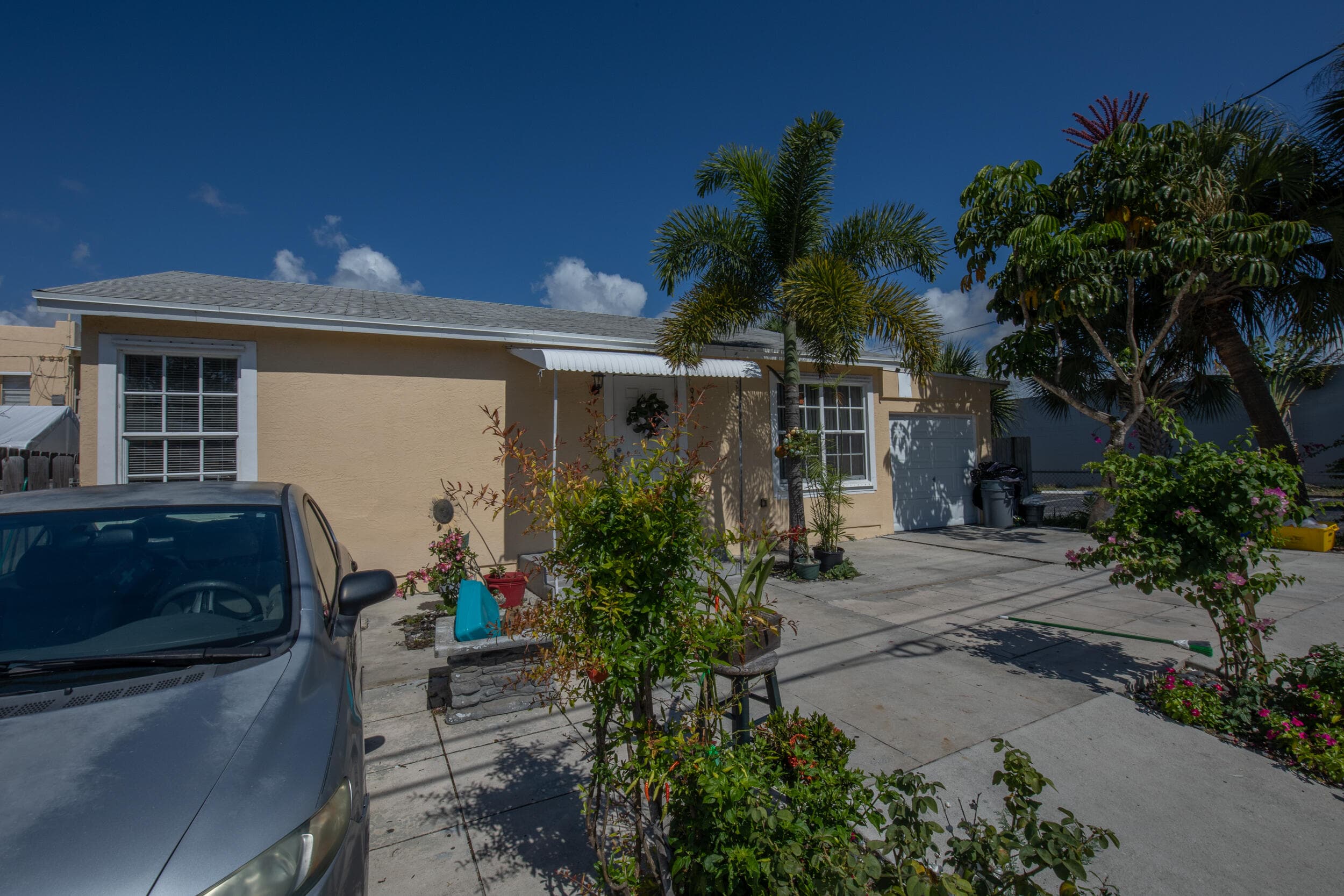 922 S Dixie Highway, Lake Worth Beach, FL 33460 18