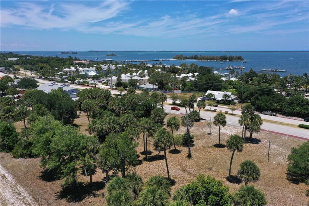 1531 Us Highway 1 Highway, Sebastian, FL 32958 23