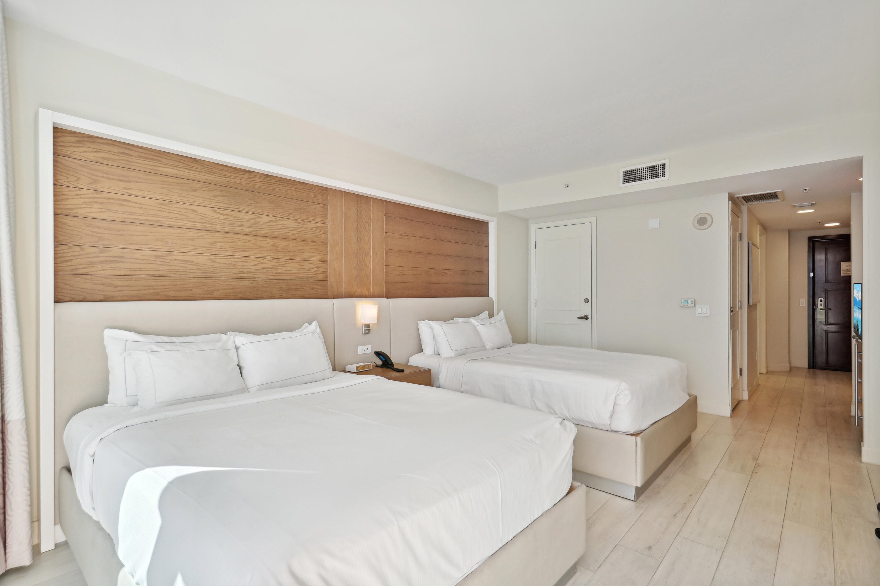 505 N Fort Lauderdale Beach Boulevard 1211, Fort Lauderdale, FL 33304 13