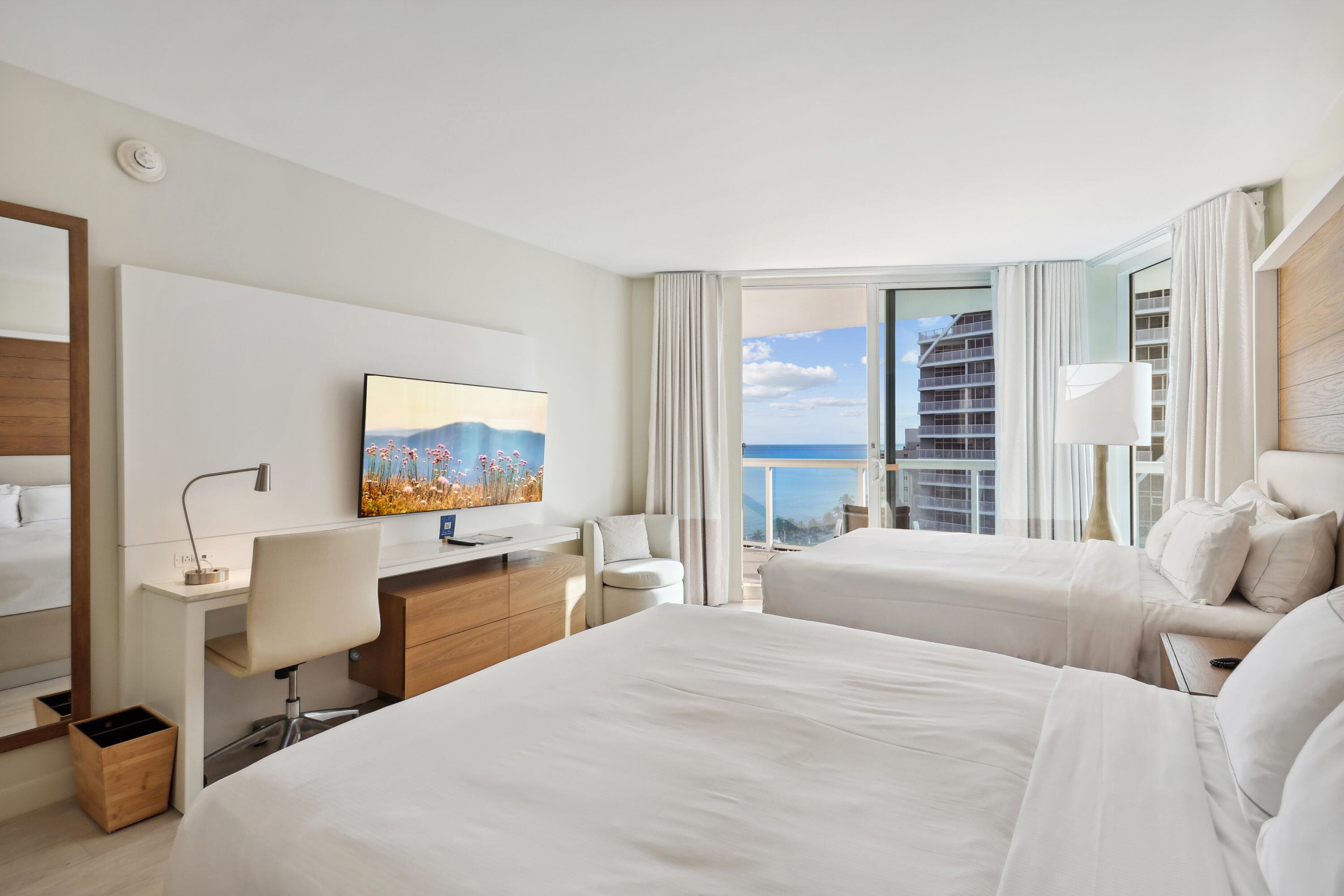 505 N Fort Lauderdale Beach Boulevard 1211, Fort Lauderdale, FL 33304 12