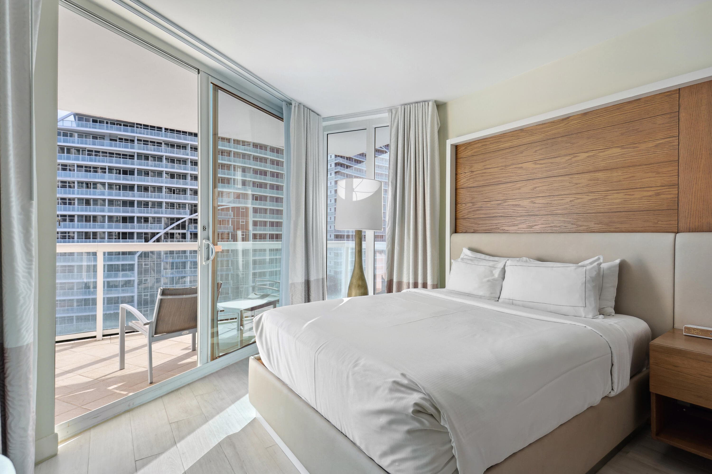 505 N Fort Lauderdale Beach Boulevard 1211, Fort Lauderdale, FL 33304 18