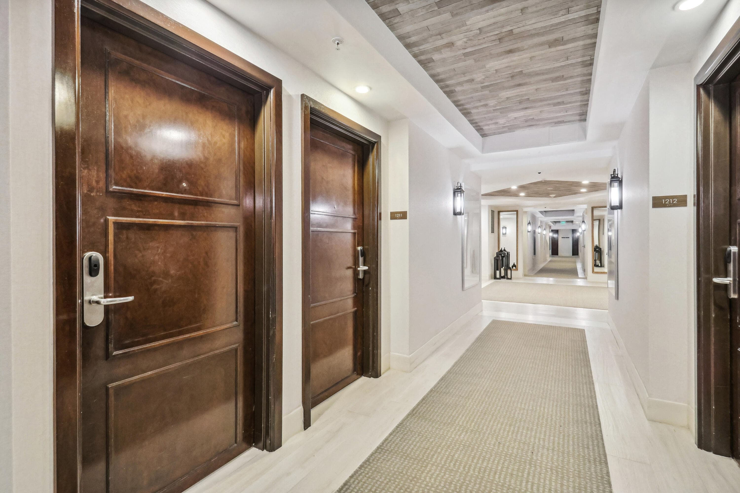 505 N Fort Lauderdale Beach Boulevard 1211, Fort Lauderdale, FL 33304 3