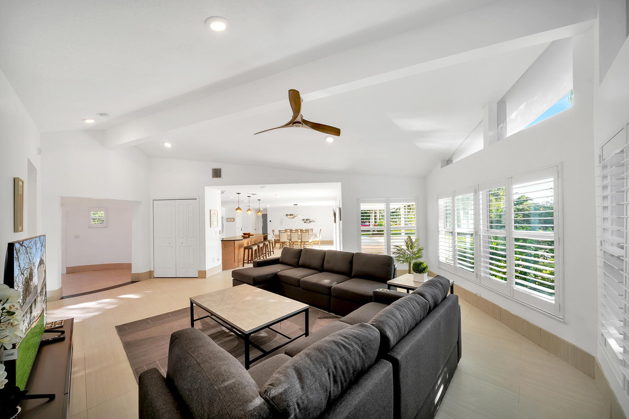 3781 S 25th Street, Fort Pierce, FL 34981 5