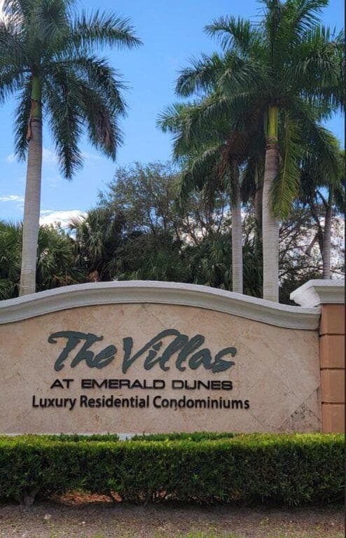 6533 Emerald Dunes Drive 304, West Palm Beach, FL 33411