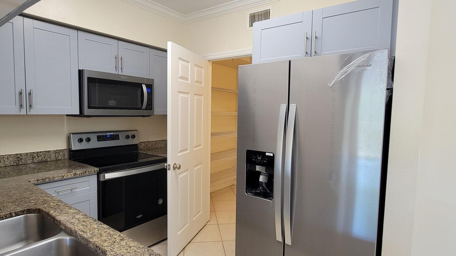 6533 Emerald Dunes Drive 304, West Palm Beach, FL 33411 7