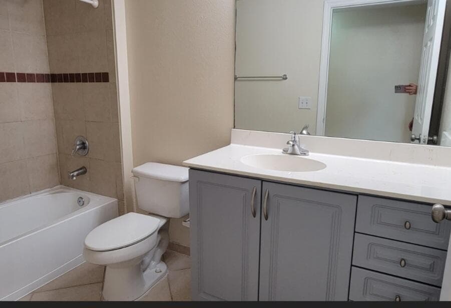 6533 Emerald Dunes Drive 304, West Palm Beach, FL 33411 15