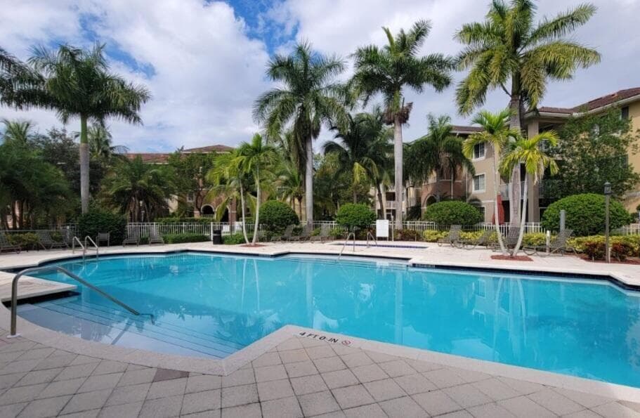 6533 Emerald Dunes Drive 304, West Palm Beach, FL 33411 20
