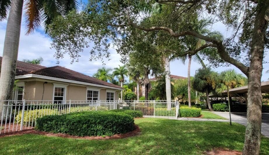 6533 Emerald Dunes Drive 304, West Palm Beach, FL 33411 22