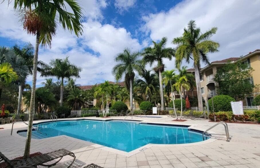 6533 Emerald Dunes Drive 304, West Palm Beach, FL 33411 26