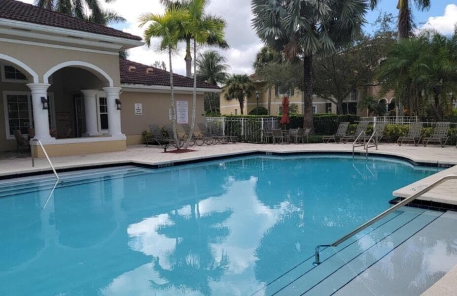 6533 Emerald Dunes Drive 304, West Palm Beach, FL 33411 27