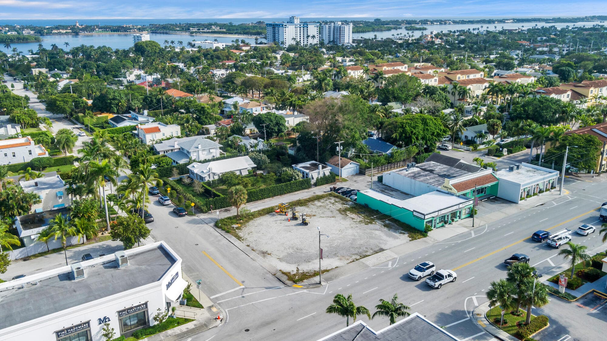 3500 S Dixie Highway, West Palm Beach, FL 33405 7