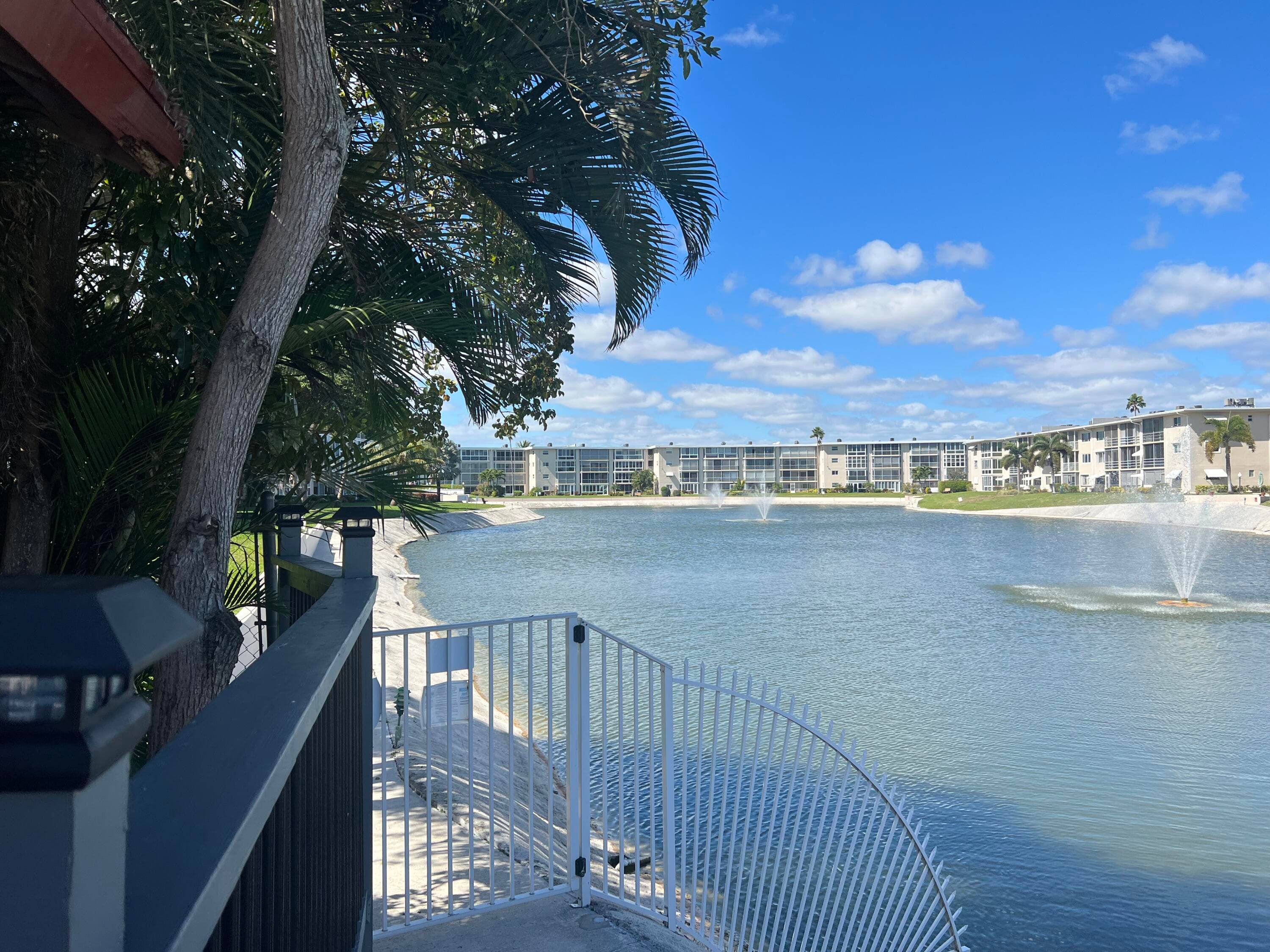 2682 S Garden Drive 103, Lake Worth, FL 33461 27