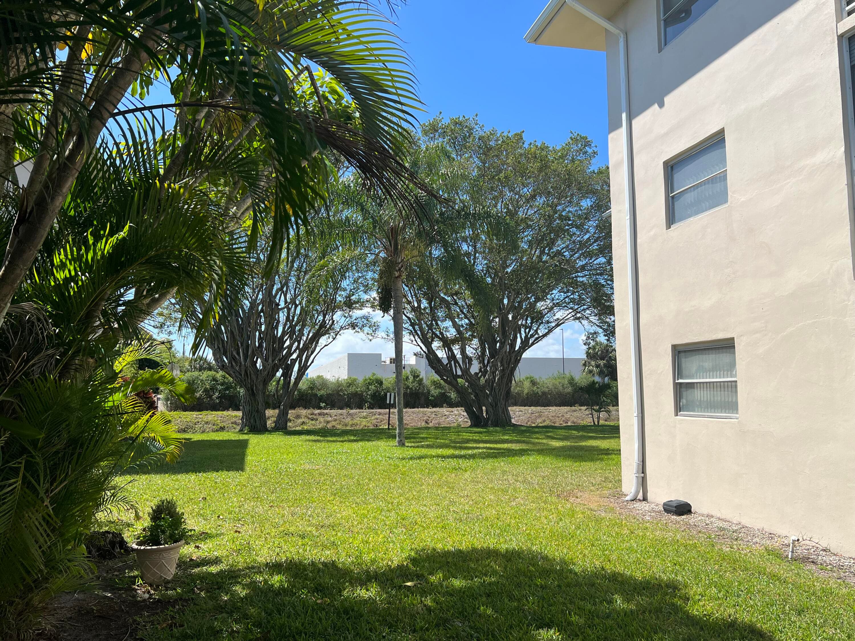 2682 S Garden Drive 103, Lake Worth, FL 33461 34