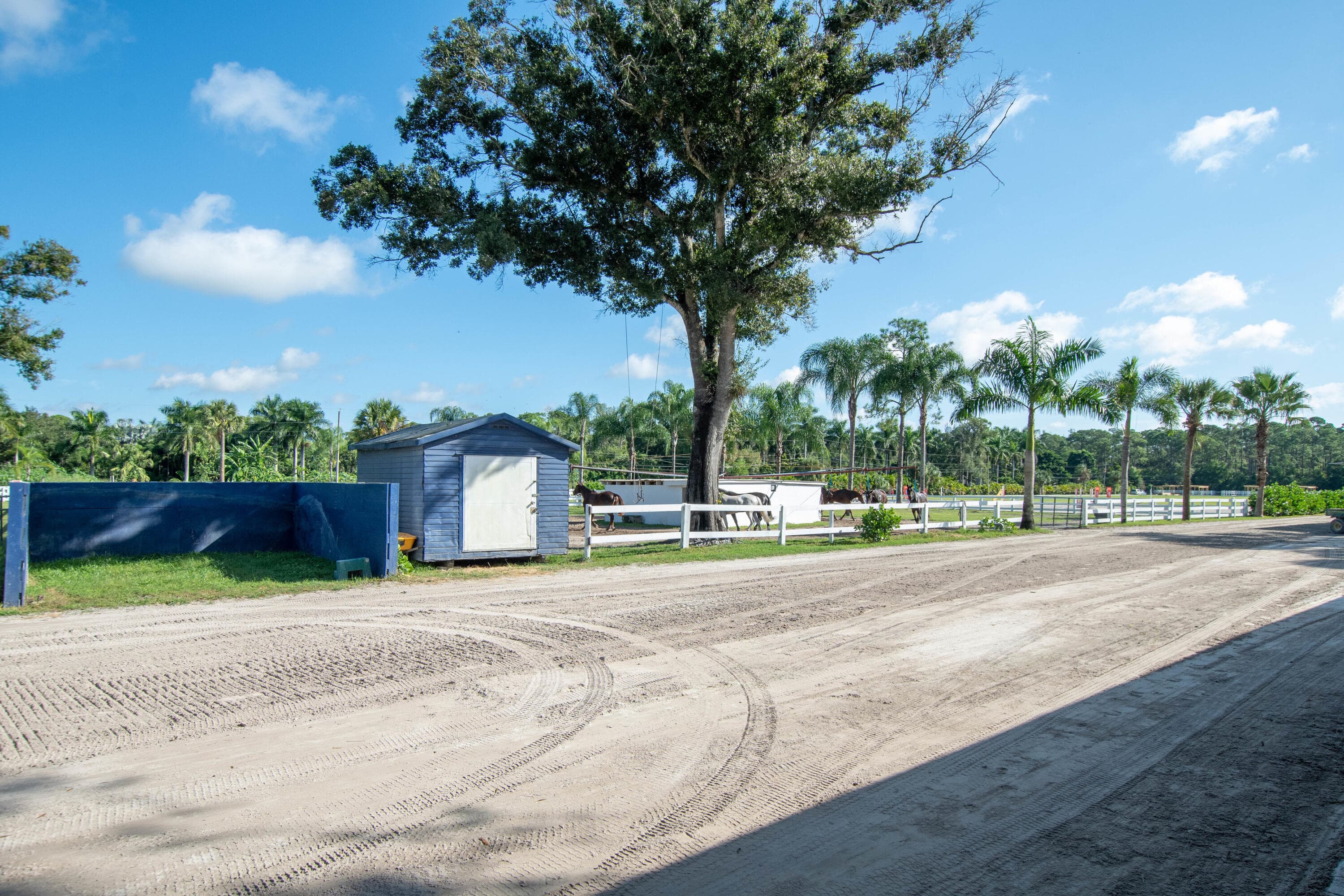 1044 D Road, Loxahatchee Groves, FL 33470 11