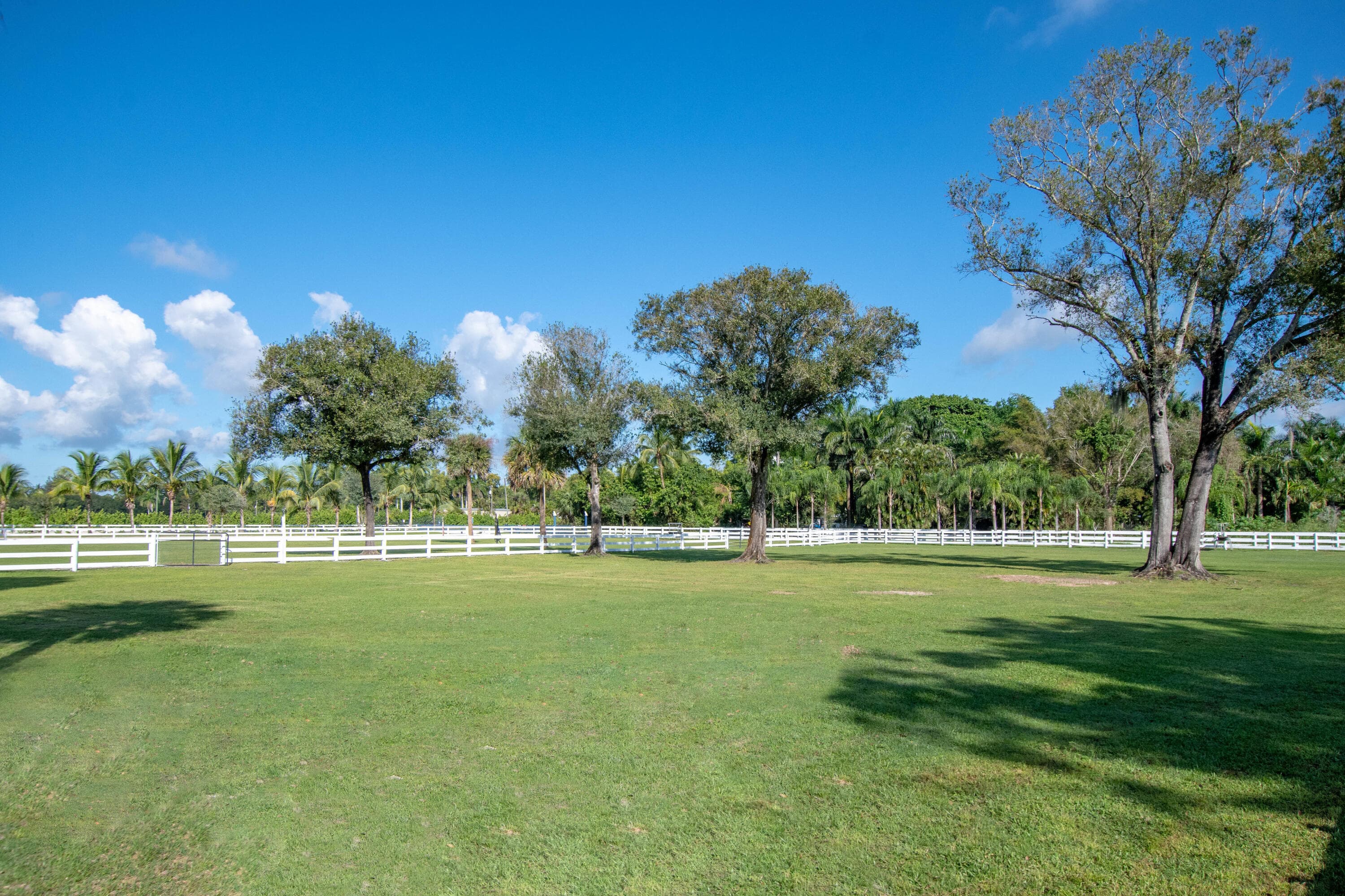 1044 D Road, Loxahatchee Groves, FL 33470 12