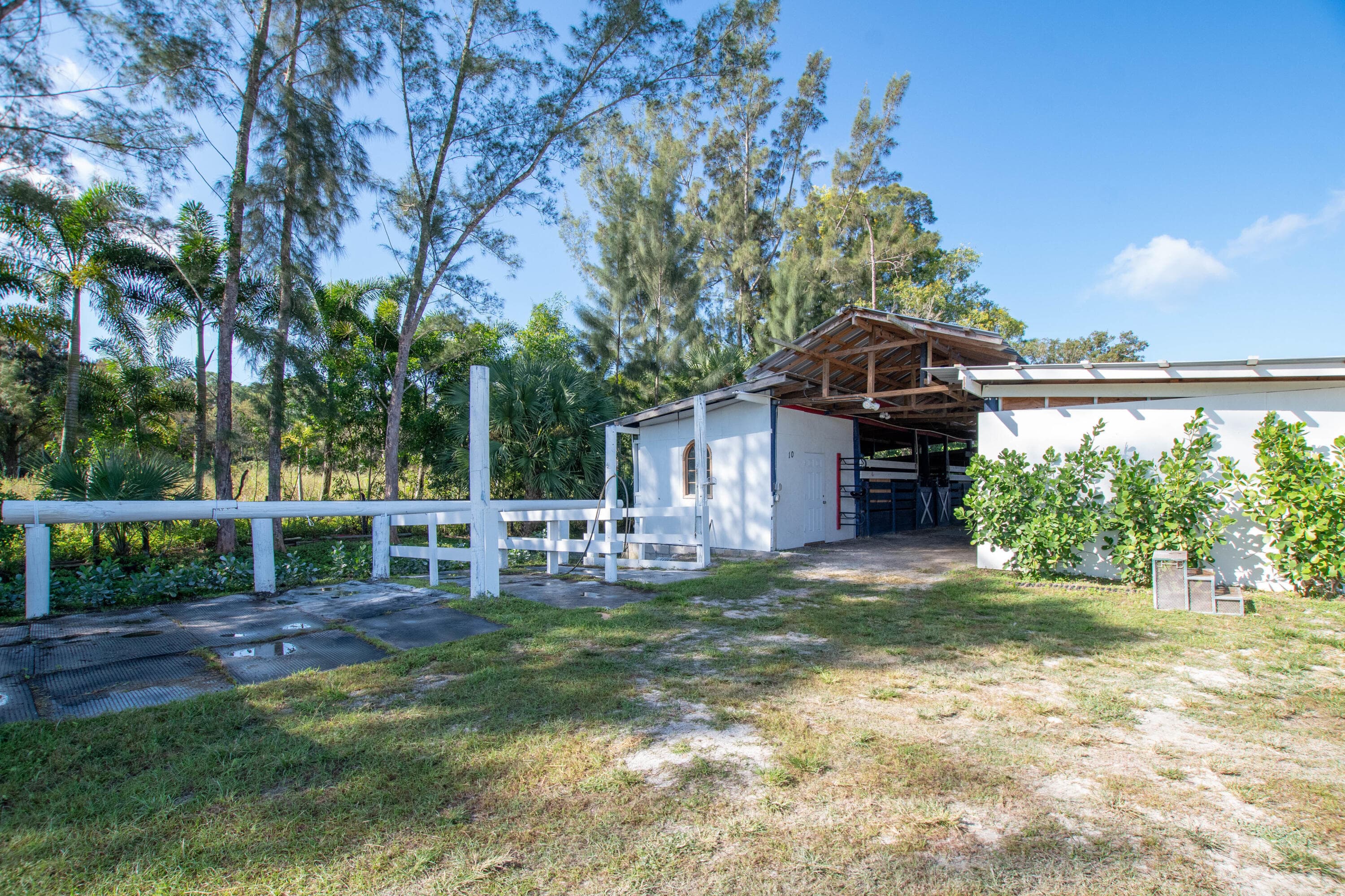 1044 D Road, Loxahatchee Groves, FL 33470 15