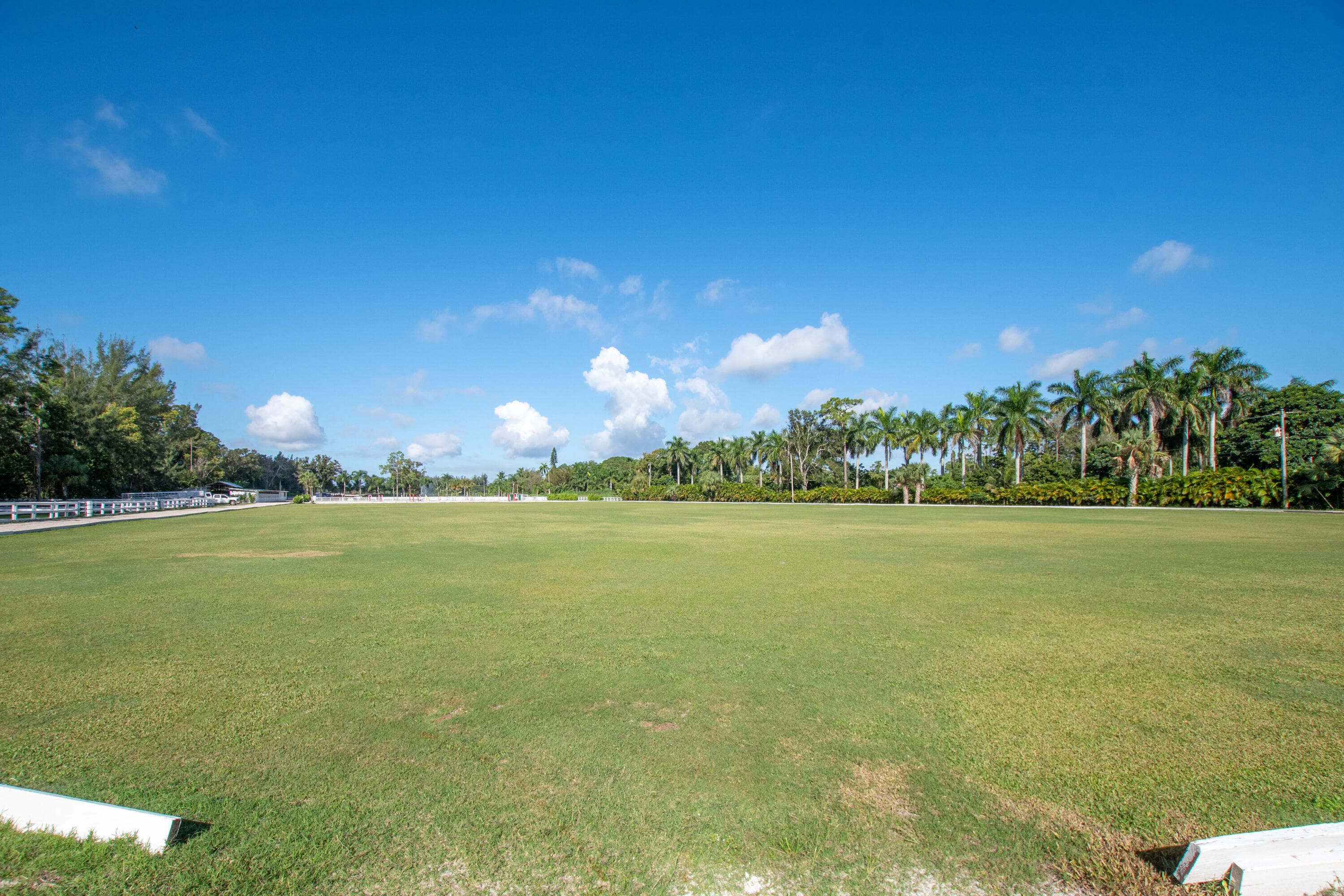 1044 D Road, Loxahatchee Groves, FL 33470 18