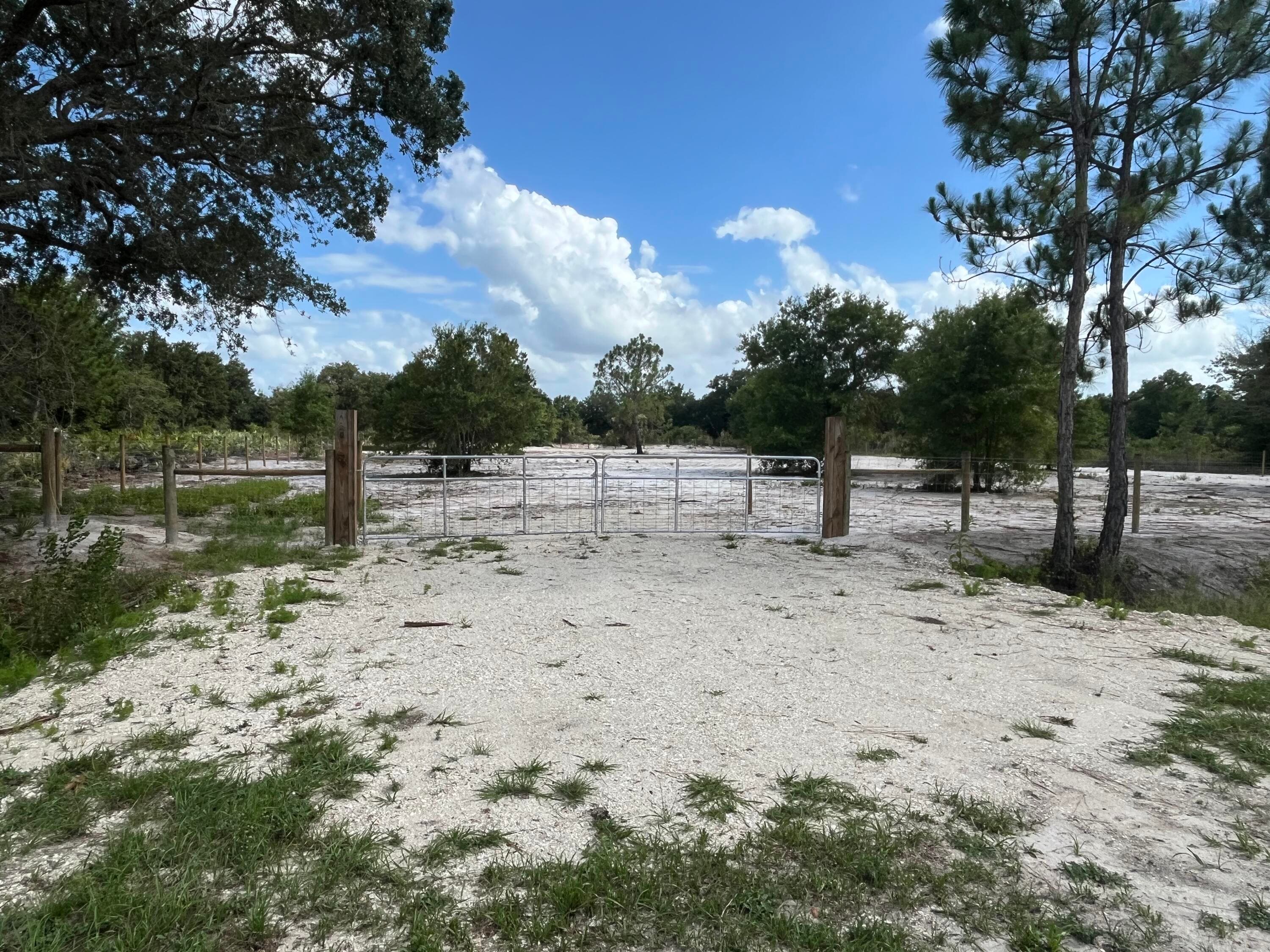 16916 NW 262nd Street, Okeechobee, FL 34972 2