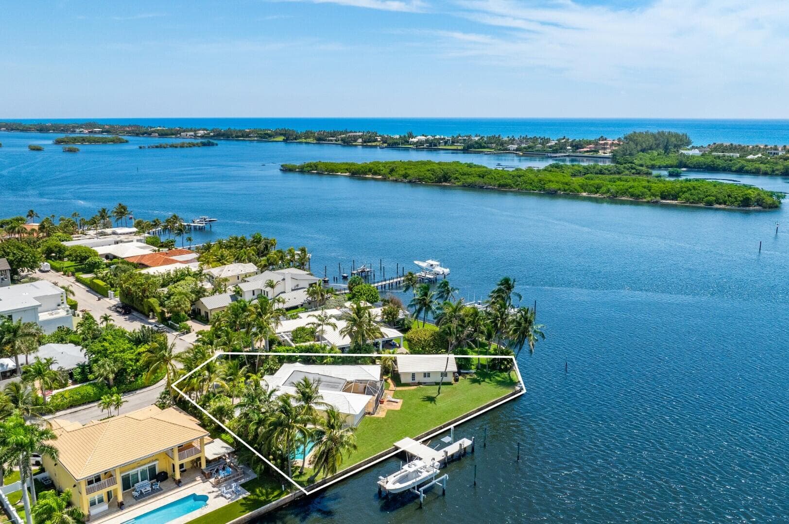 8026 Flagler Court, West Palm Beach, FL 33405 4