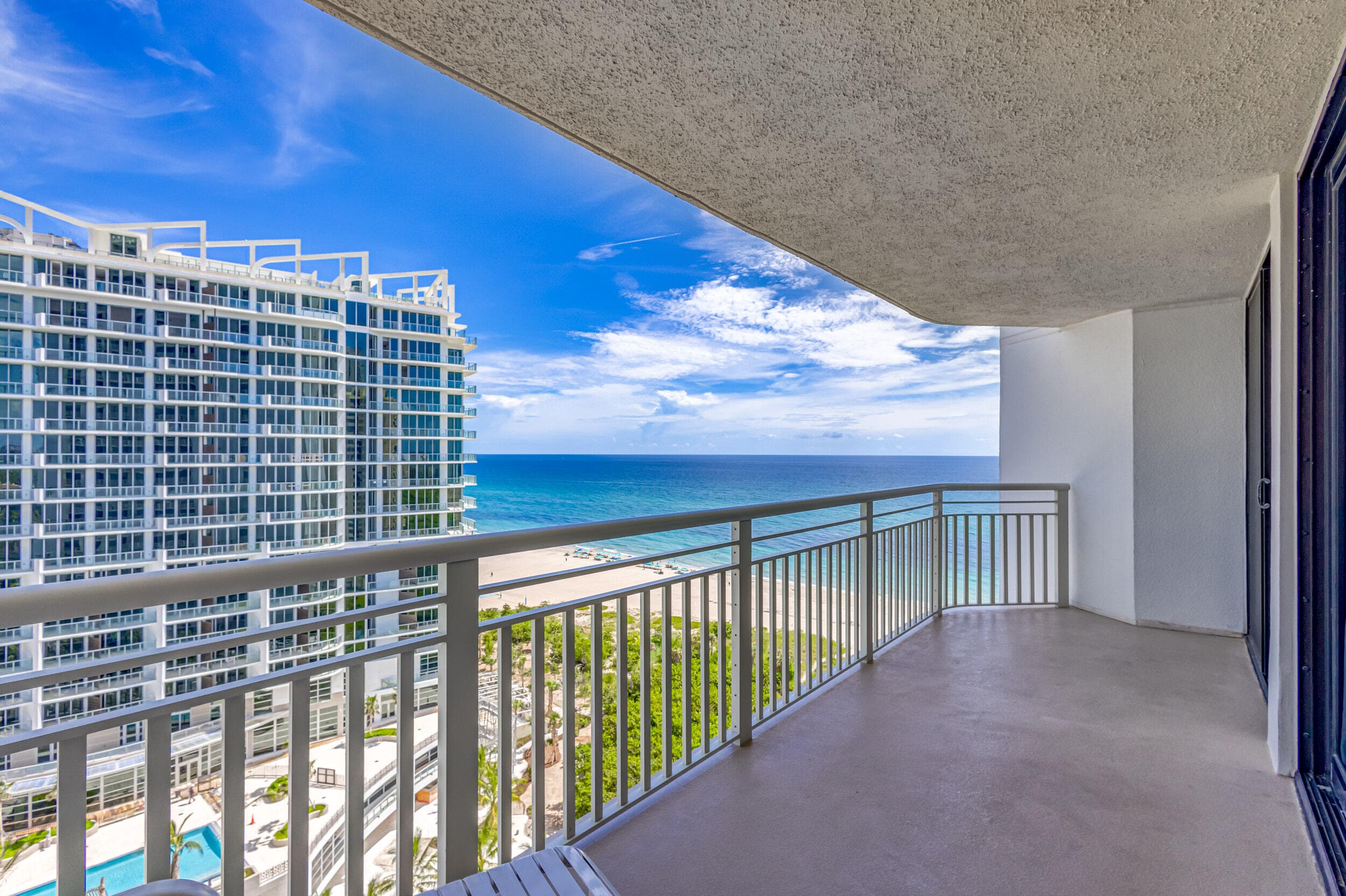 3000 N Ocean Drive 17 B, Singer Island, FL 33404