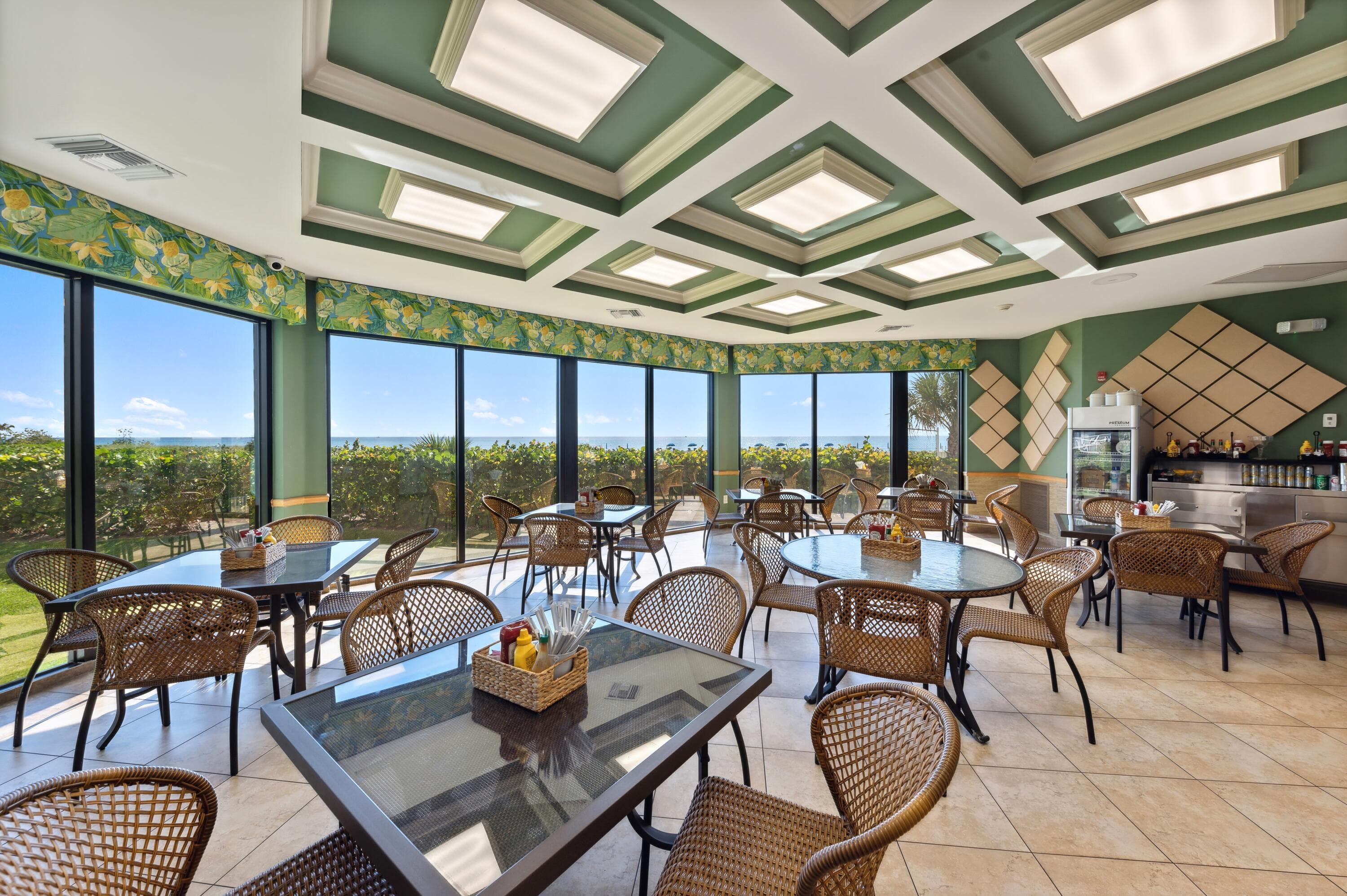 3000 N Ocean Drive 17 B, Singer Island, FL 33404 32