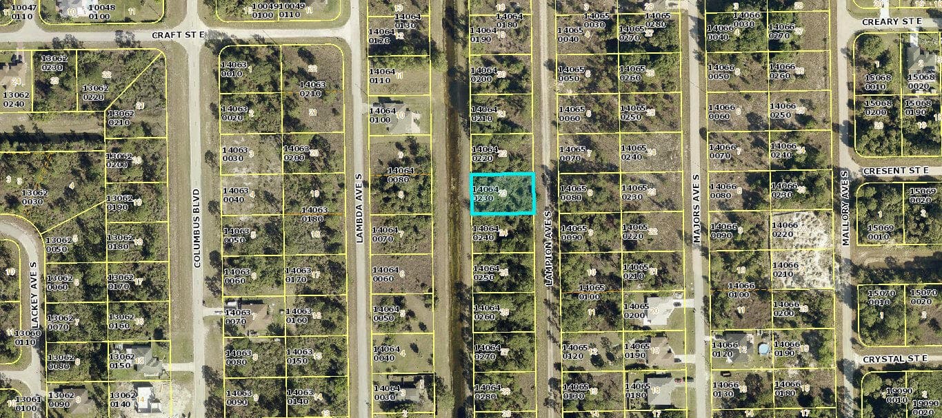 430 Lampion Avenue S, Lehigh Acres, FL 33974 2