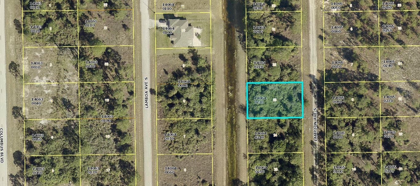 430 Lampion Avenue S, Lehigh Acres, FL 33974 3