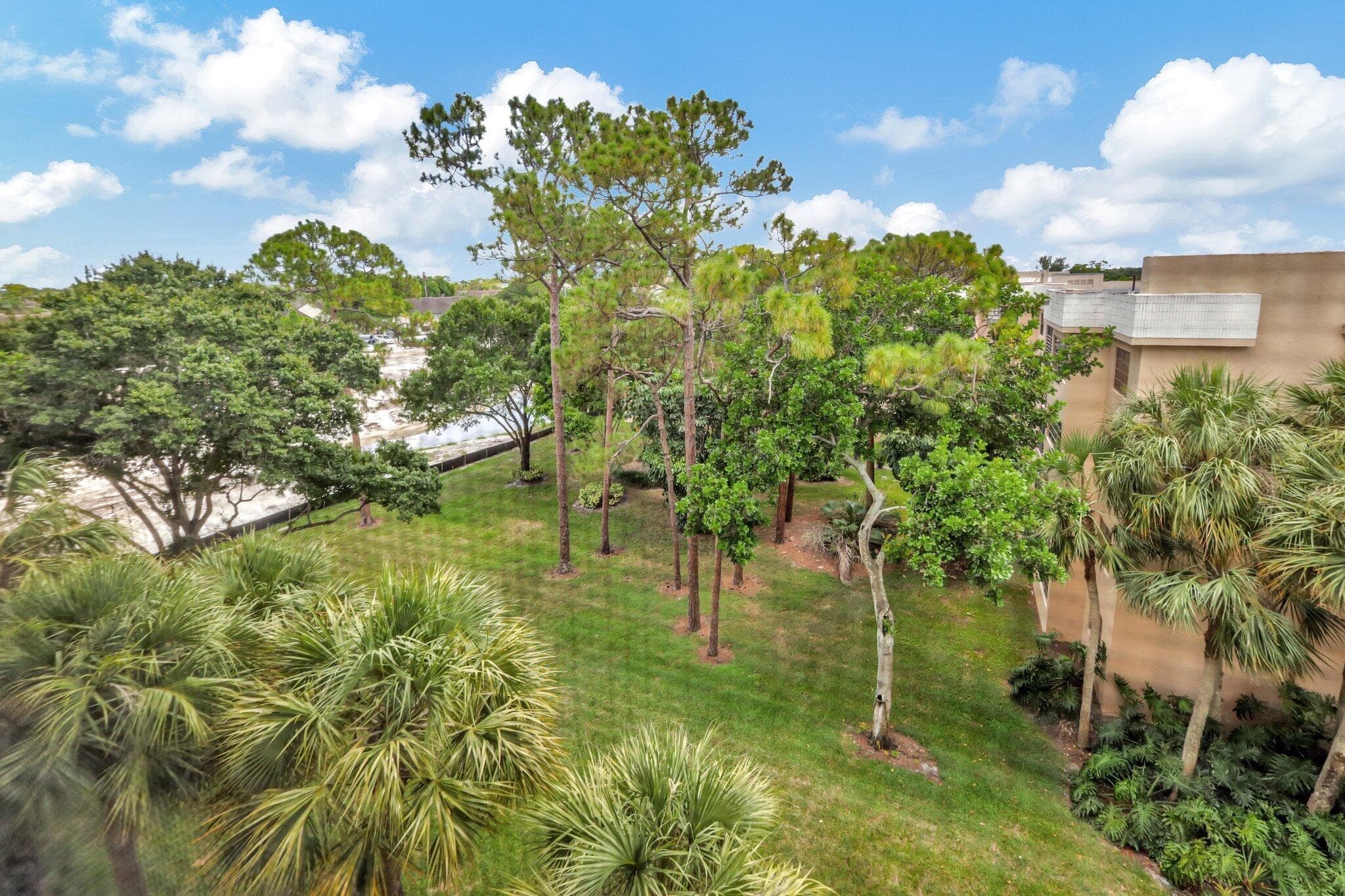 4700 W Lucerne Lakes Boulevard W 507, Lake Worth, FL 33467 10