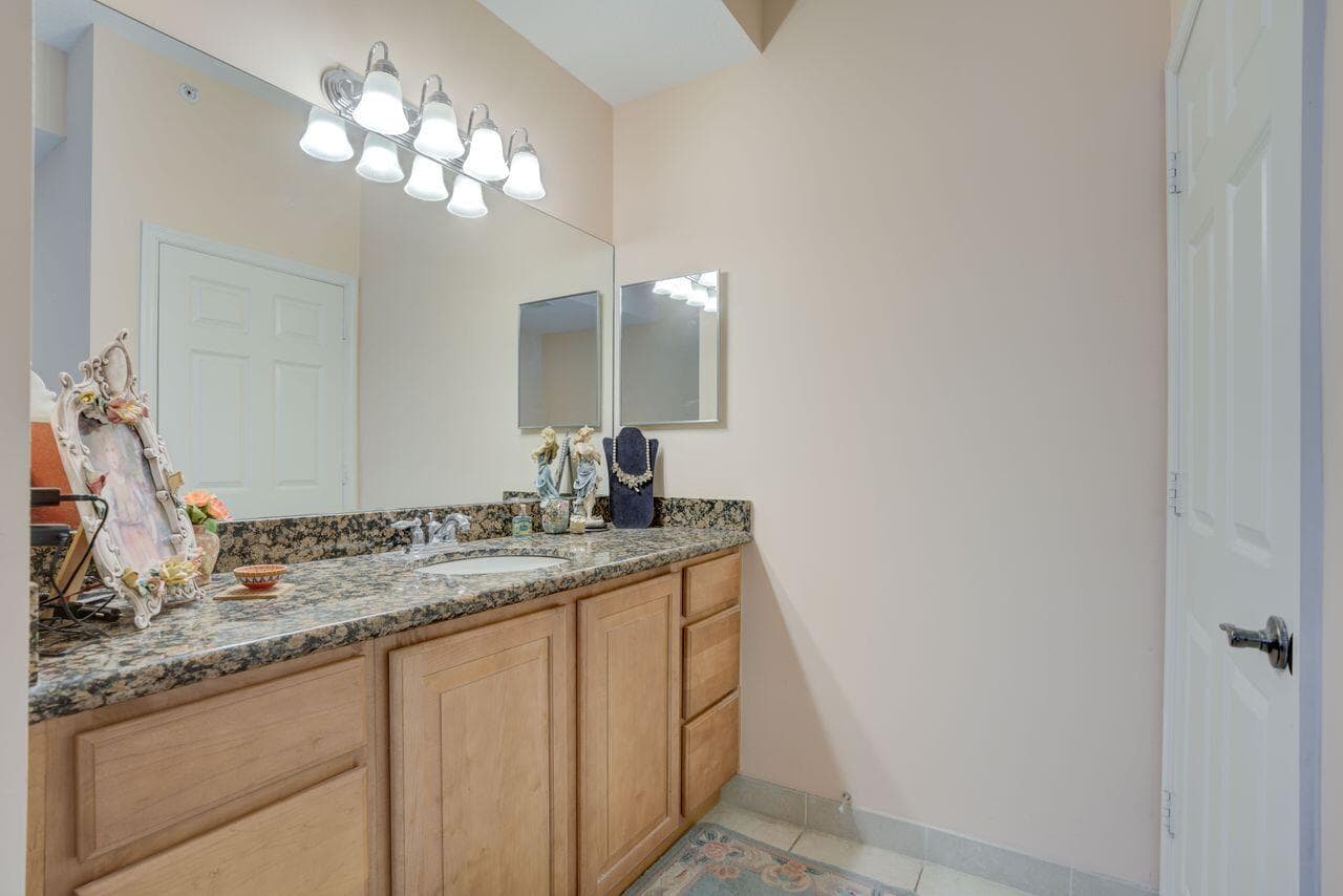 1160 SW Chapman Way 202, Palm City, FL 34990 22