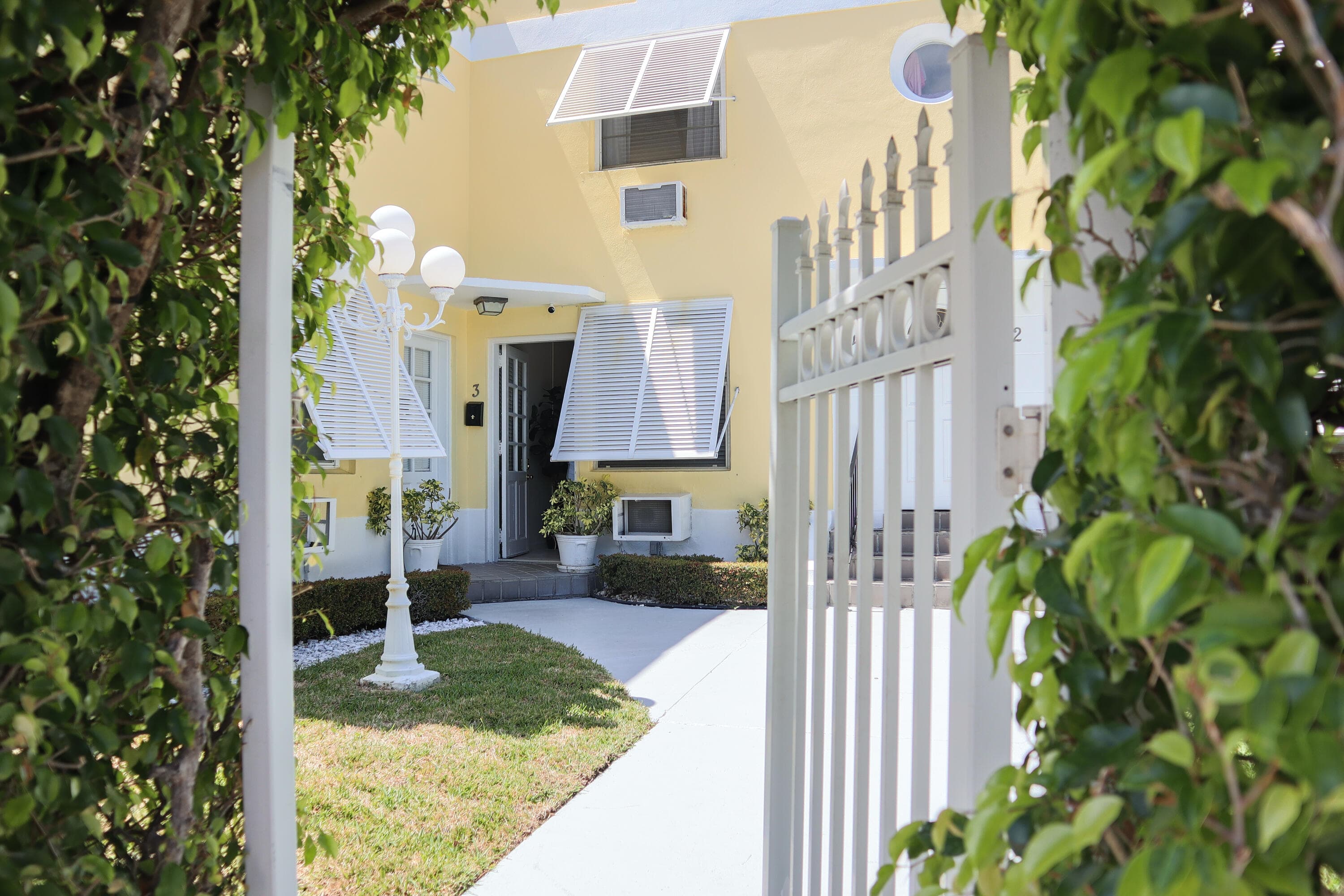 172 N County Road, Palm Beach, FL 33480 7