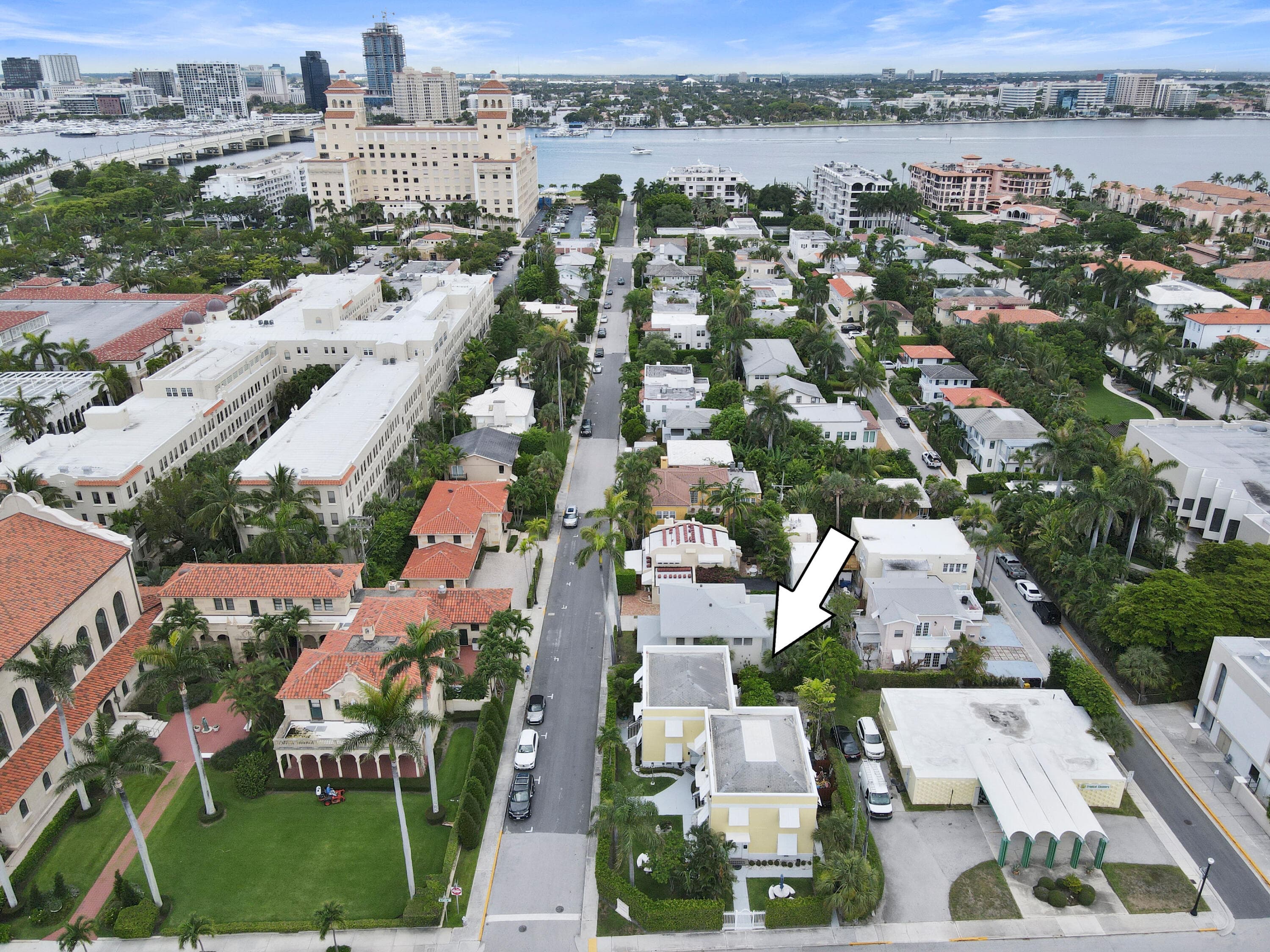 172 N County Road, Palm Beach, FL 33480 47