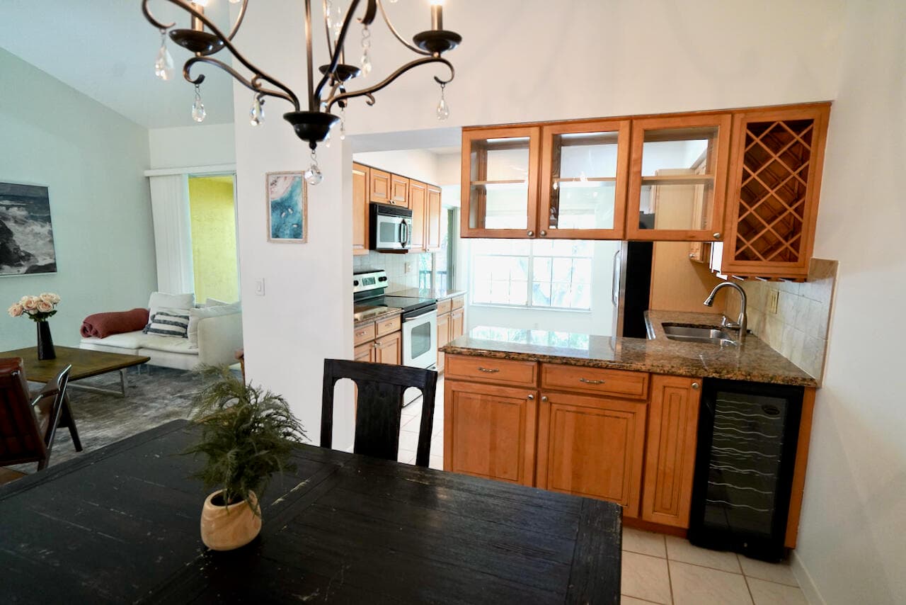 2121 S Ocean Boulevard 804, Lauderdale-By-The-Sea, FL 33062 13