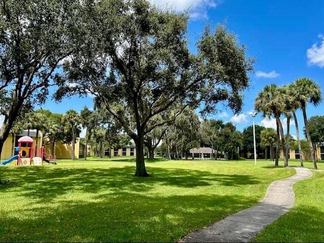 1830 W Meadows Circle 1830, Boynton Beach, FL 33436 19