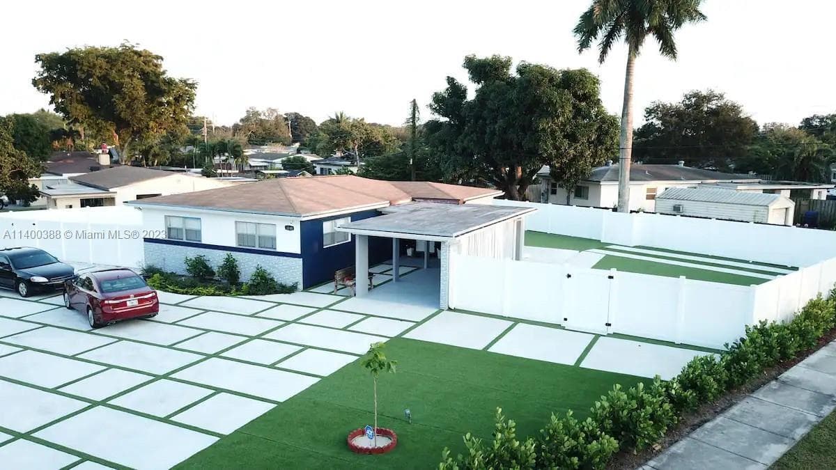 3240 SW 17th Street, Fort Lauderdale, FL 33312 4