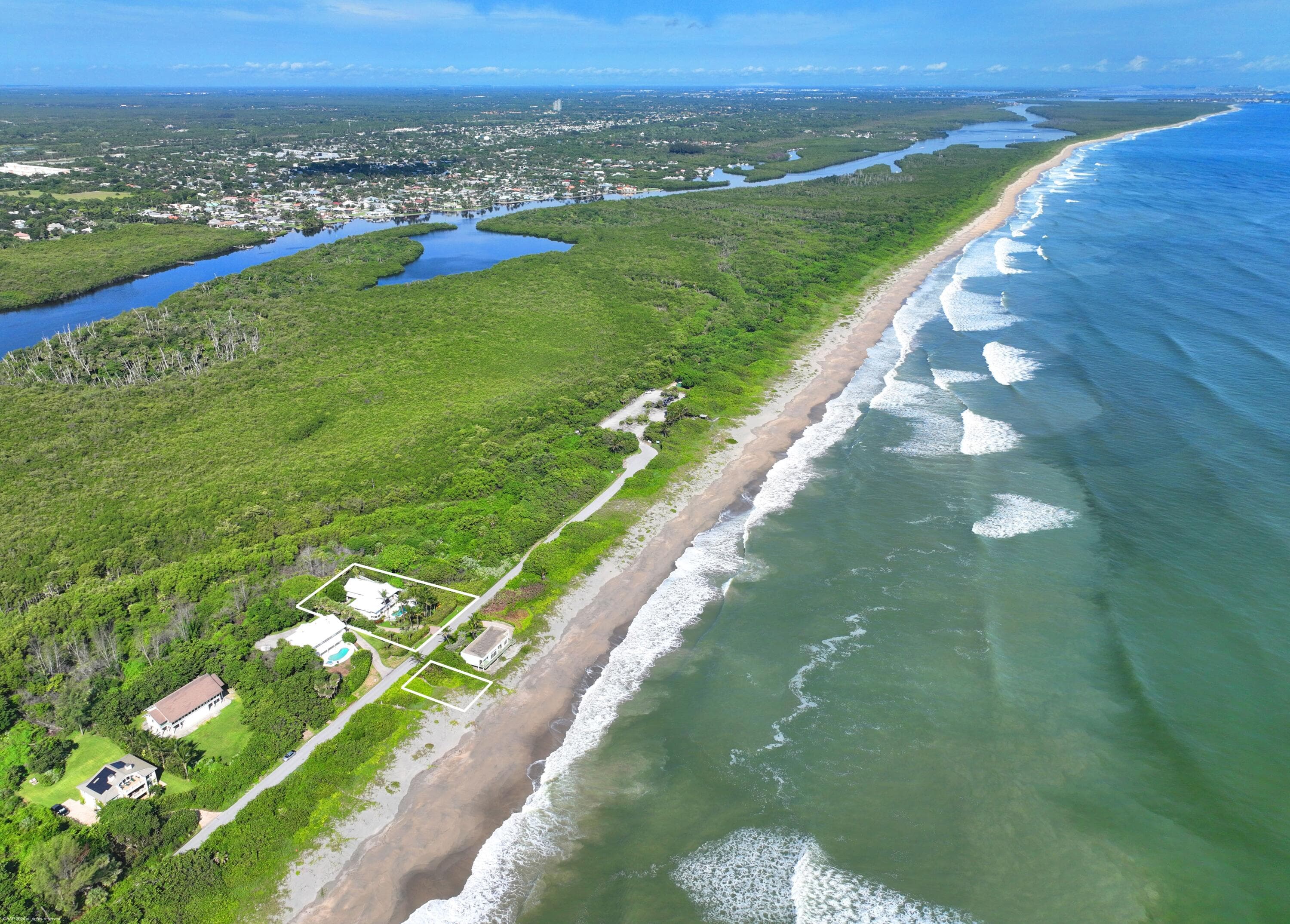 162 N Beach Road, Jupiter Island, FL 33455 8