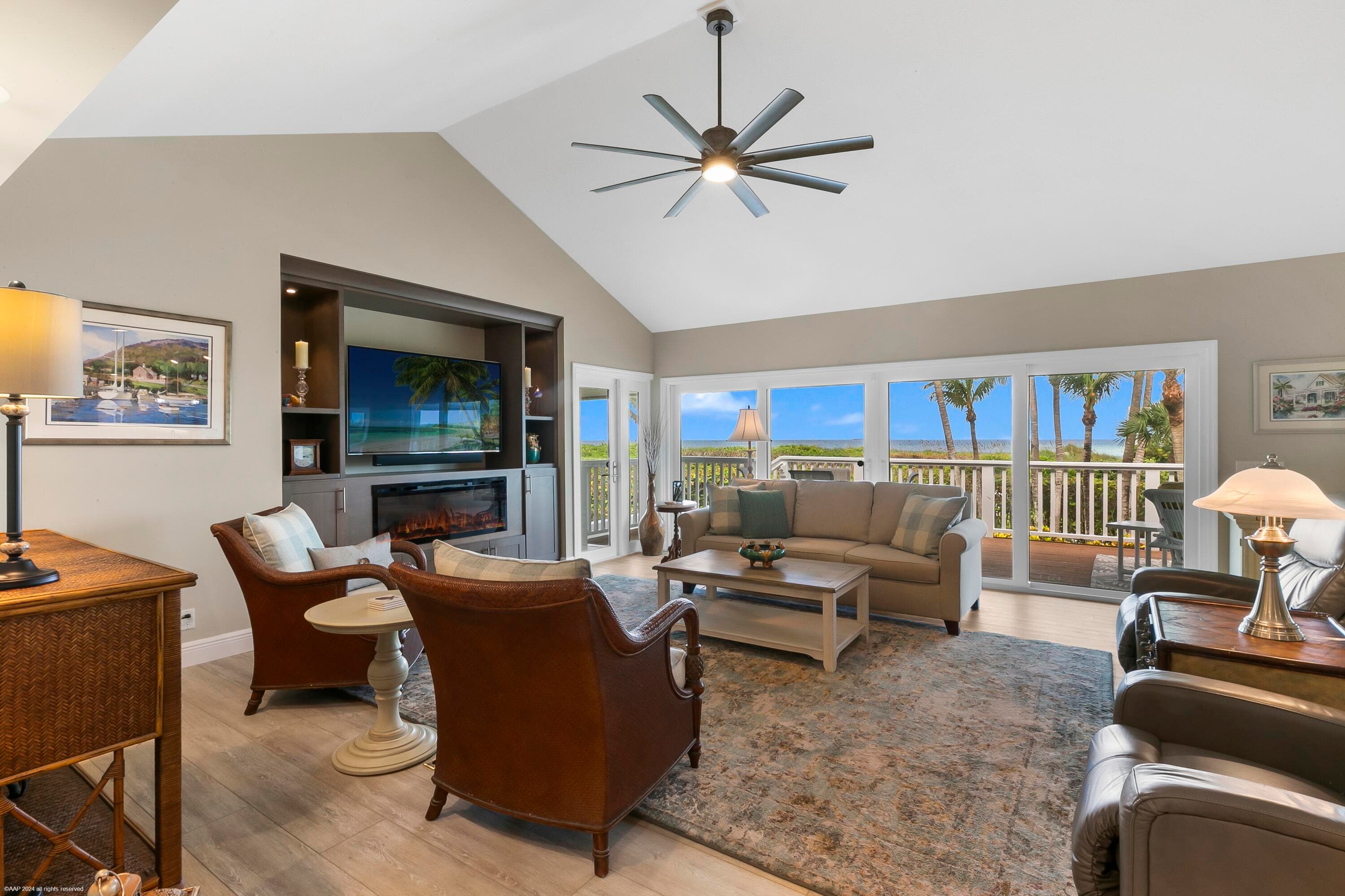 162 N Beach Road, Jupiter Island, FL 33455 28