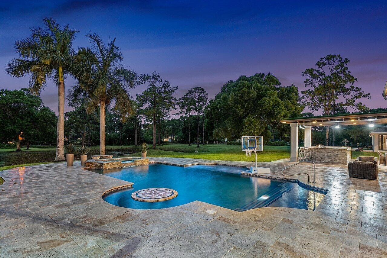 21677 El Bosque Way, Boca Raton, FL 33428 9