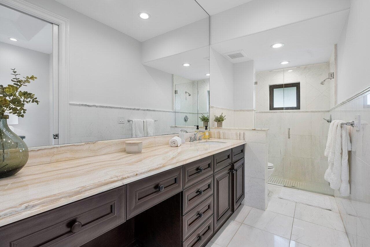 21677 El Bosque Way, Boca Raton, FL 33428 30