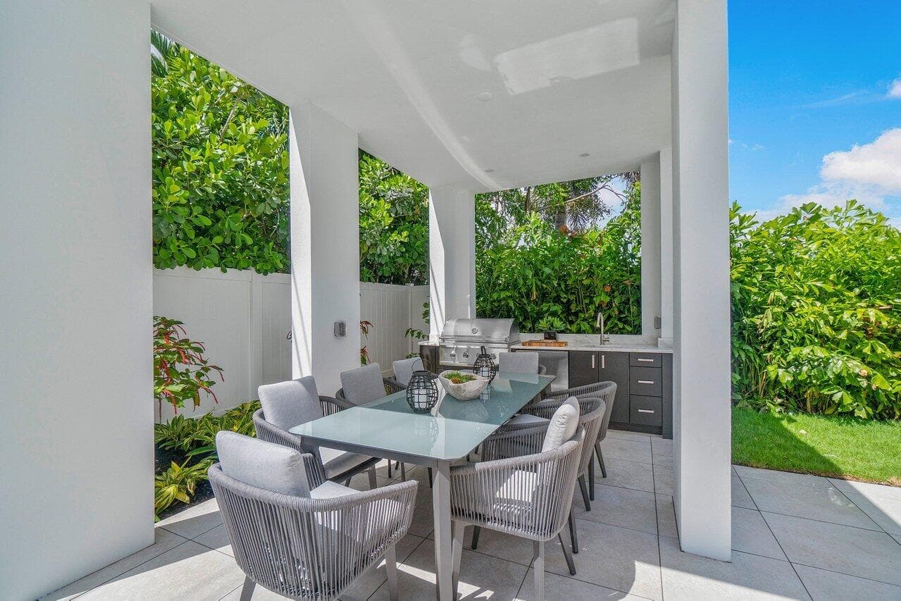 2737 NE 18th Street, Fort Lauderdale, FL 33305 35