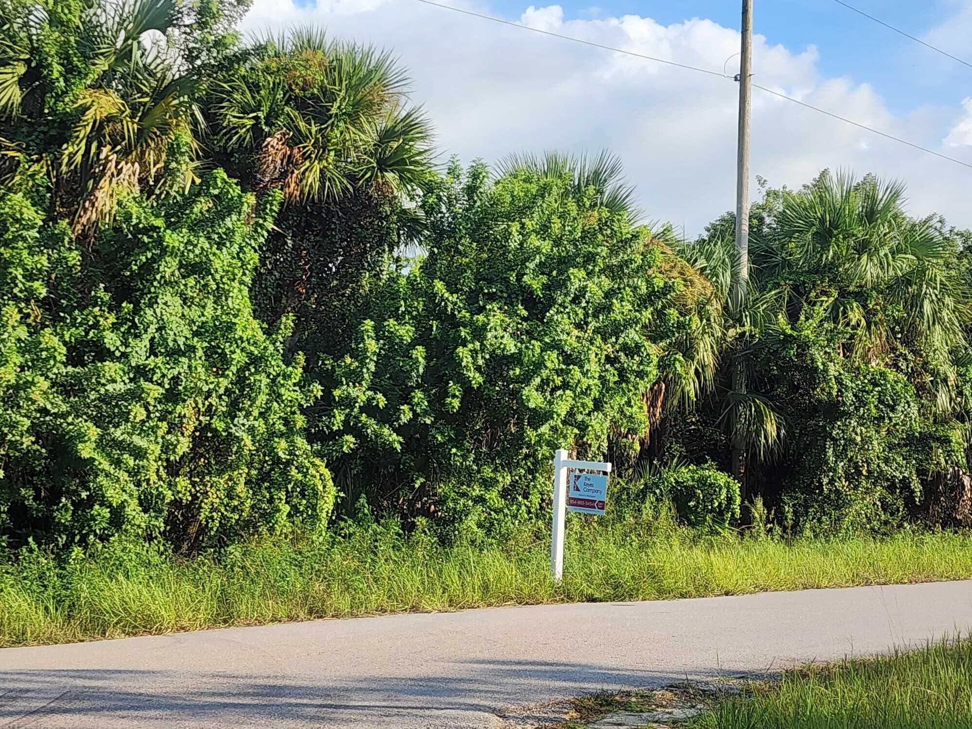 539 Osage Avenue S, Lehigh Acres, FL 33974