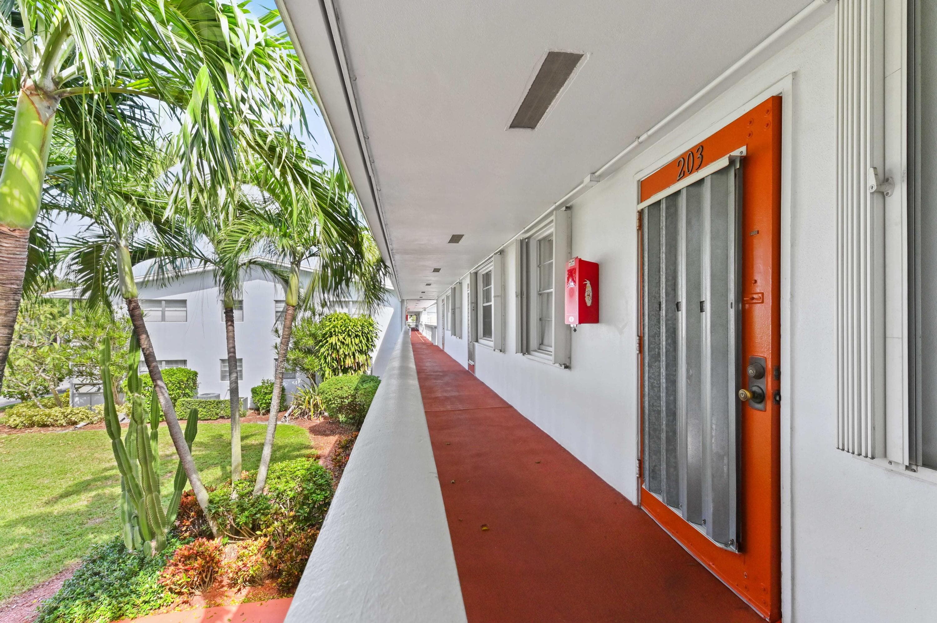 203 Ellesmere D, Deerfield Beach, FL 33442 3