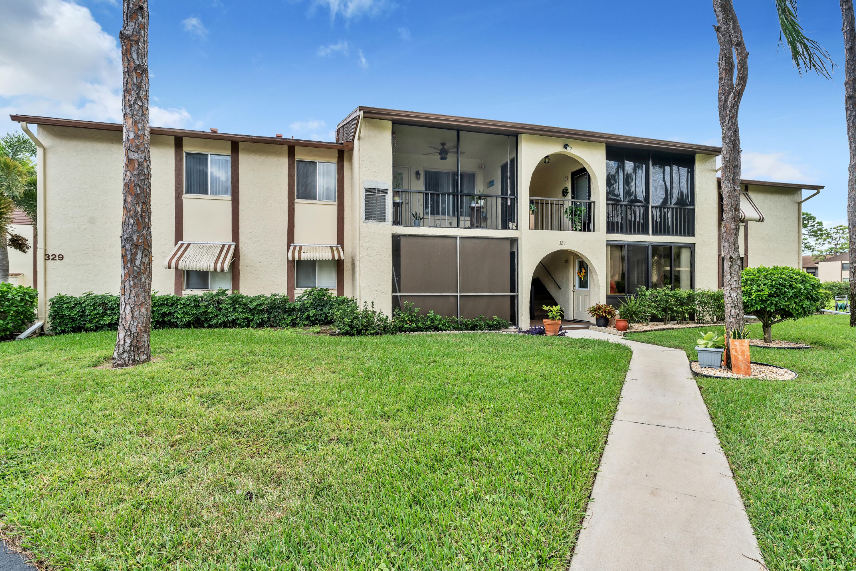 329 Knotty Pine Circle A-2, Greenacres, FL 33463 2