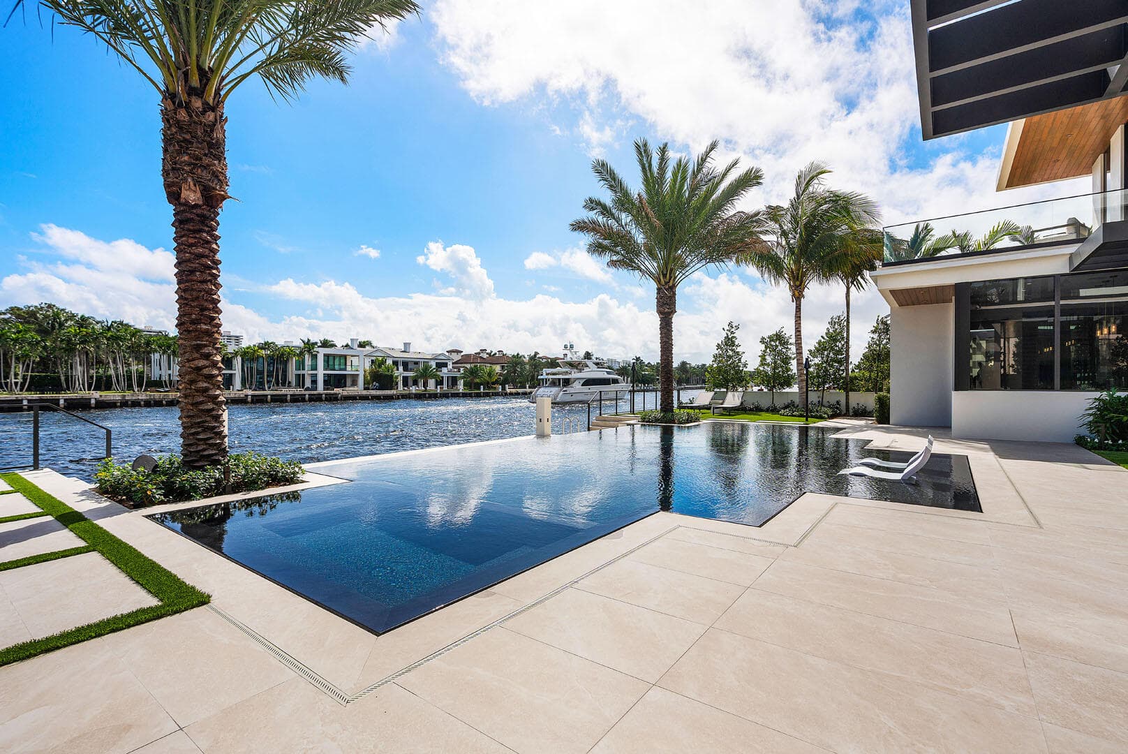 1520 Royal Palm Way, Boca Raton, FL 33432 23