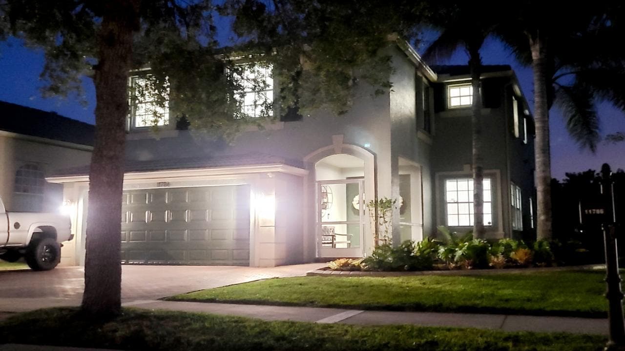 11786 SW Bennington Circle, Port St. Lucie, FL 34987 2