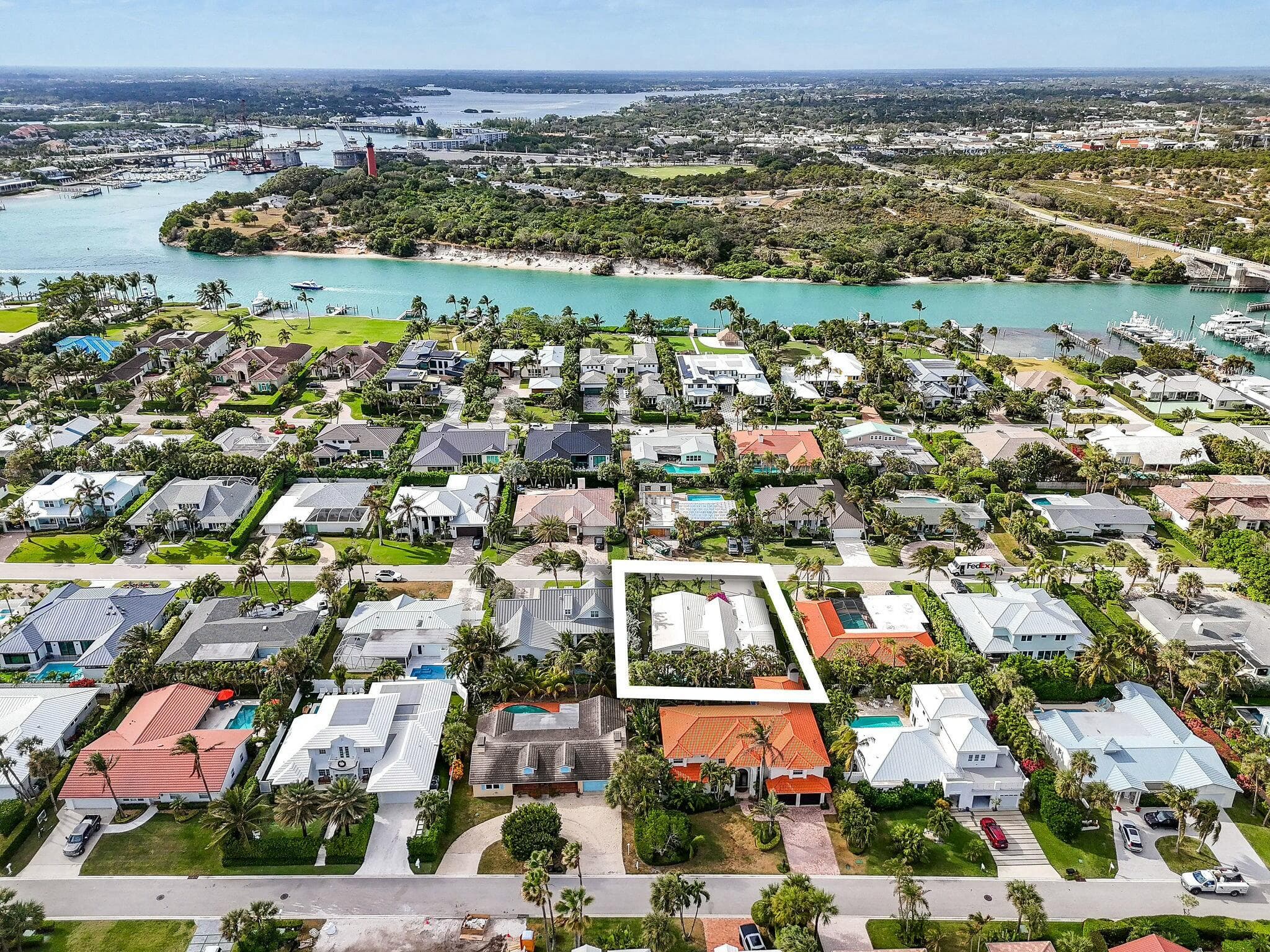170 Beacon Lane, Jupiter Inlet Colony, FL 33469 33